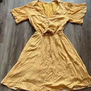 Abercrombie and fitch yellow dress size small TALL